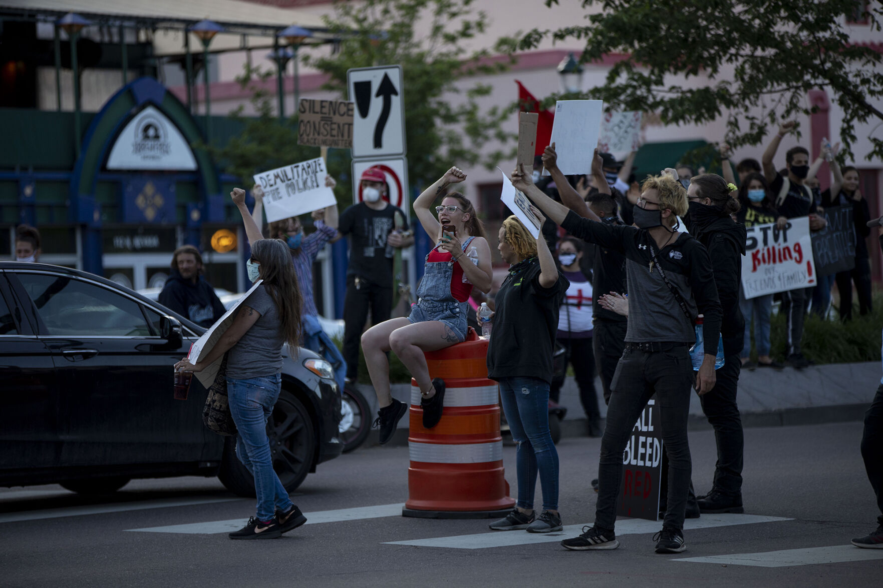 060220-news-protests 22.jpg